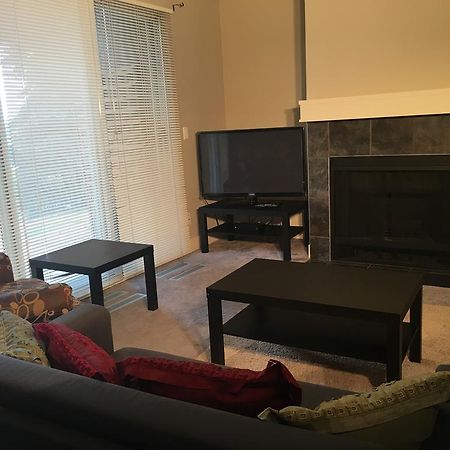 Olympic Suites YYC Eksteriør billede